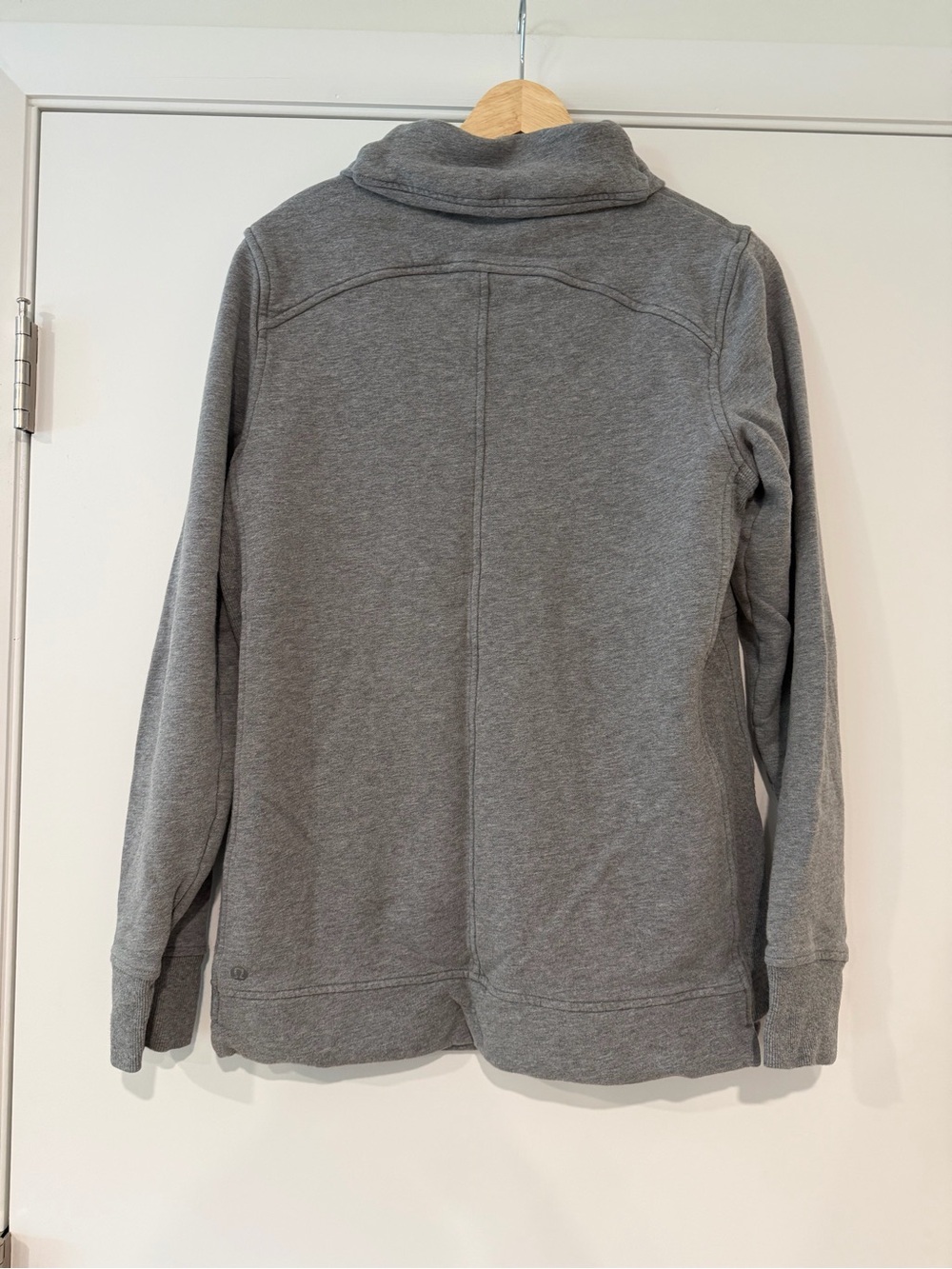 Lululemon • Press Pause Funnel Neck Sweatshirt - Picture 7 of 8
